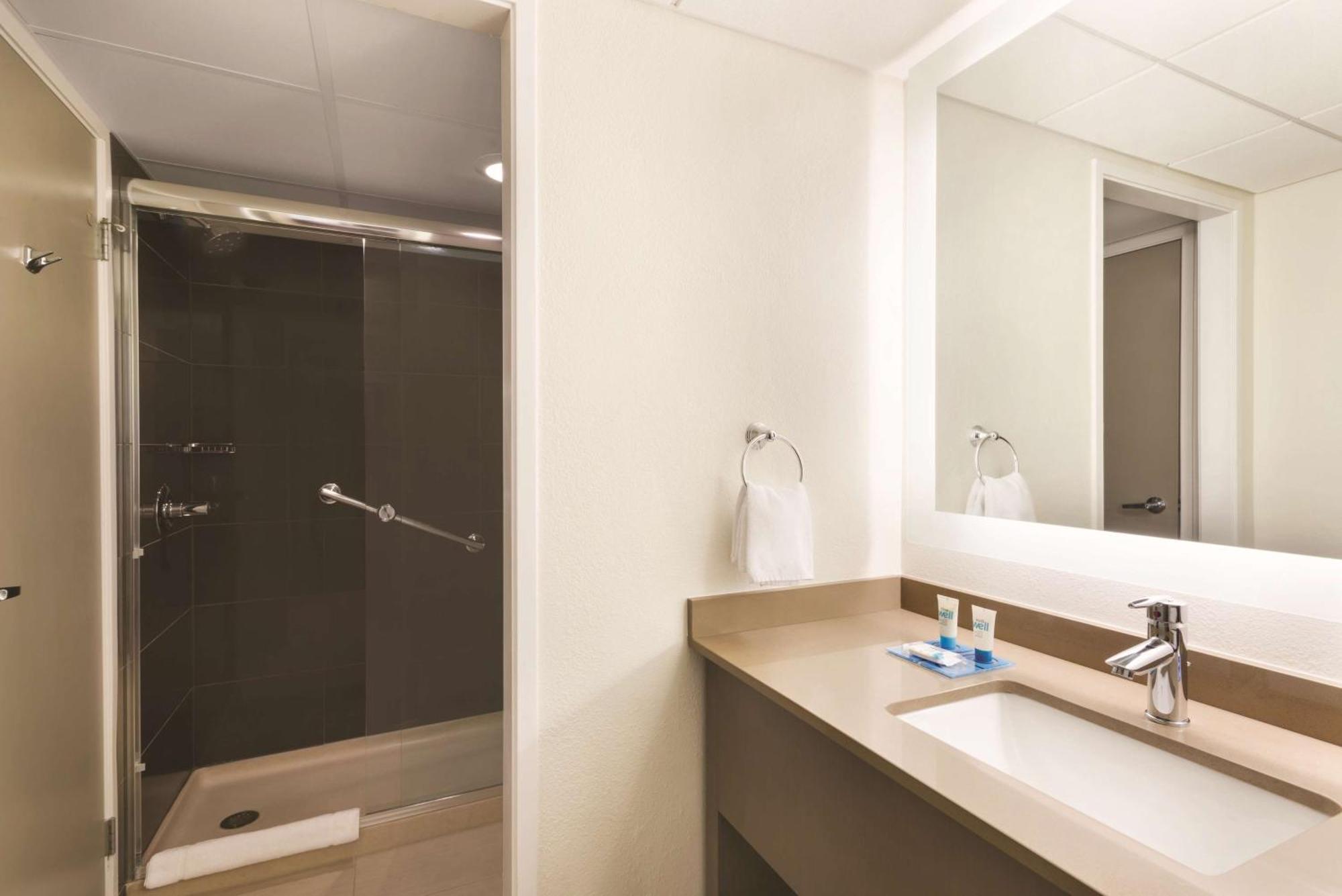 Clt Sky Suites Charlotte Kültér fotó